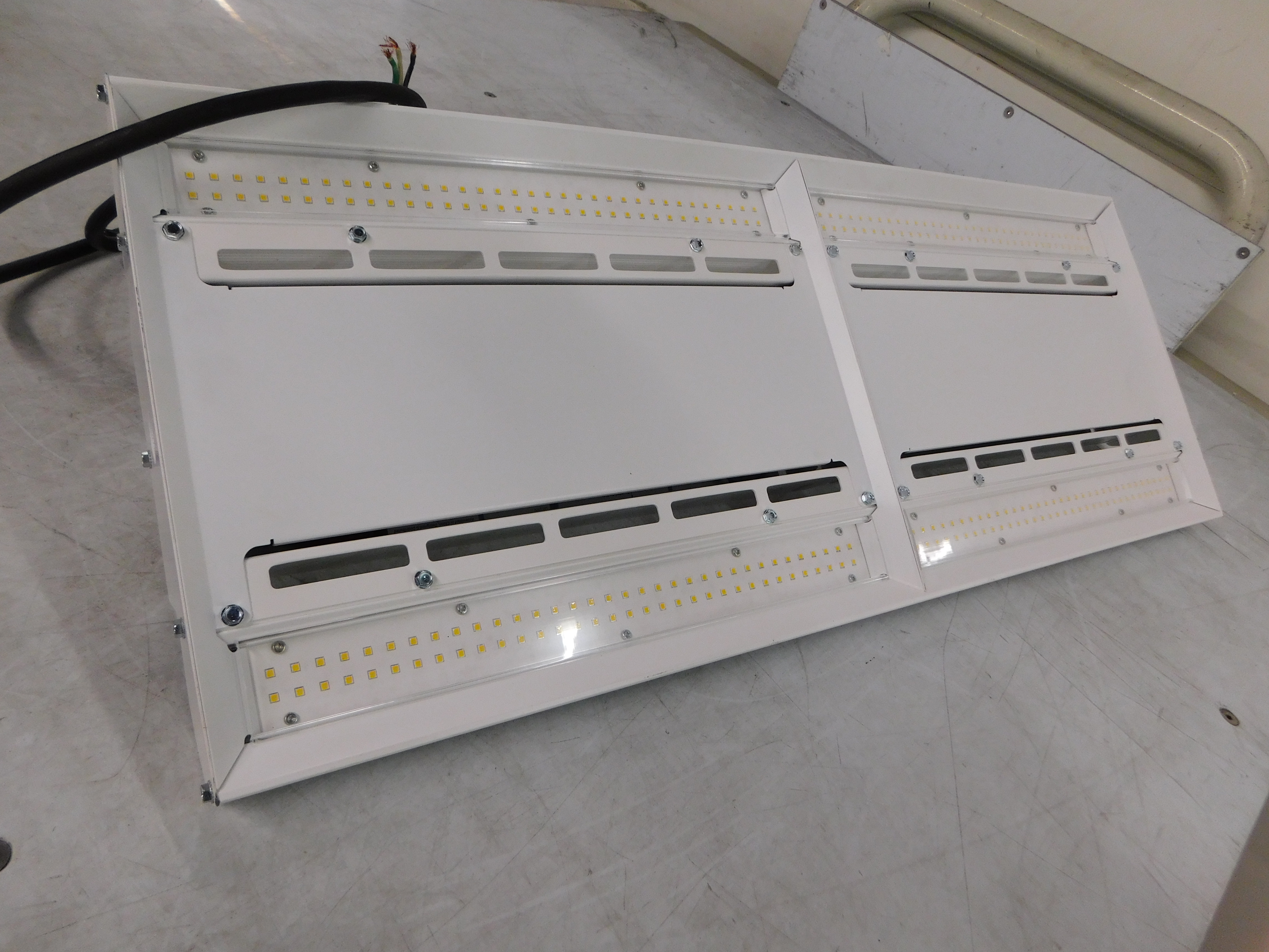 ABV102V471NVSTANW GE LED Bulbs