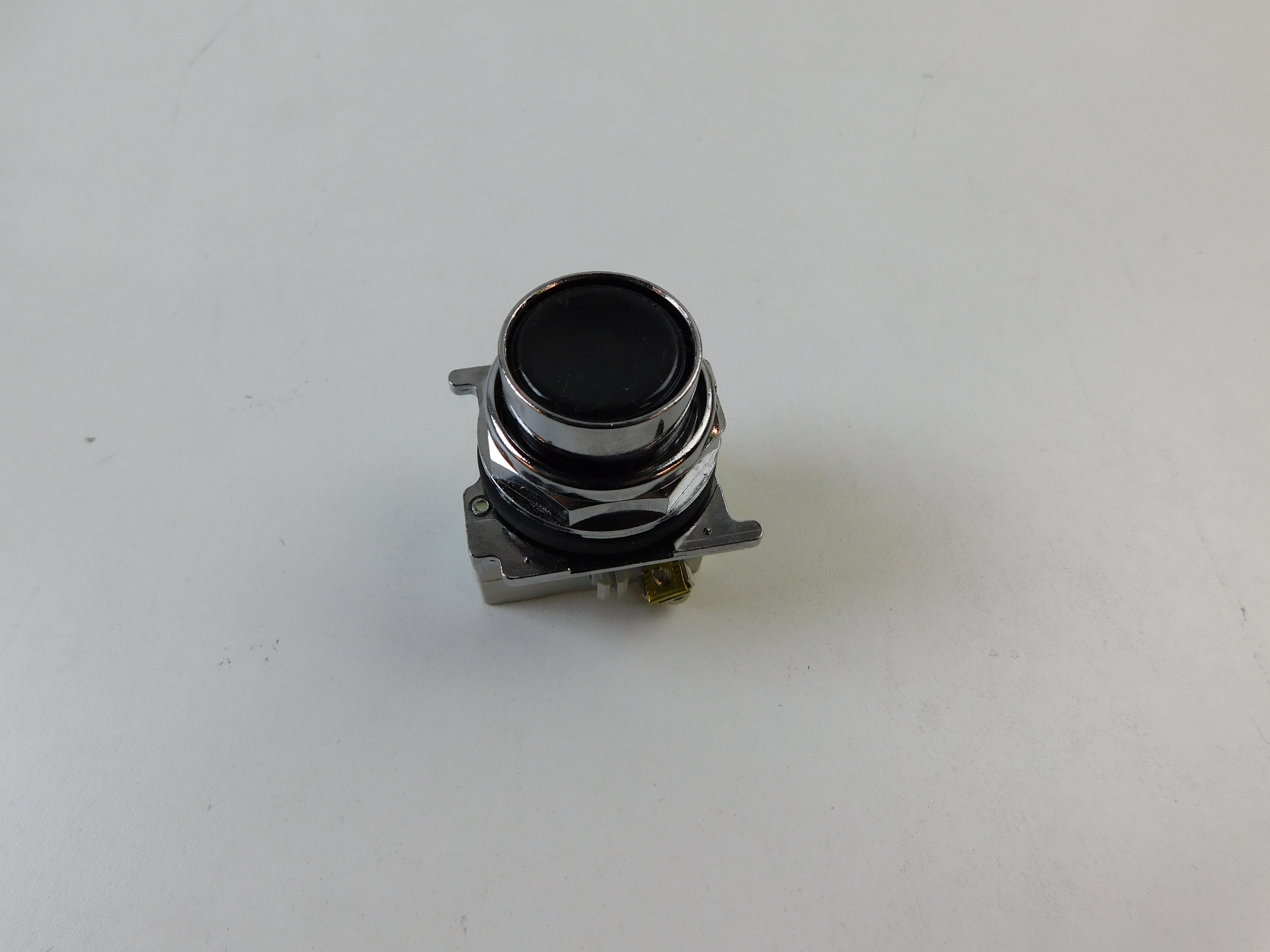 10250T101-53 Eaton Pushbuttons