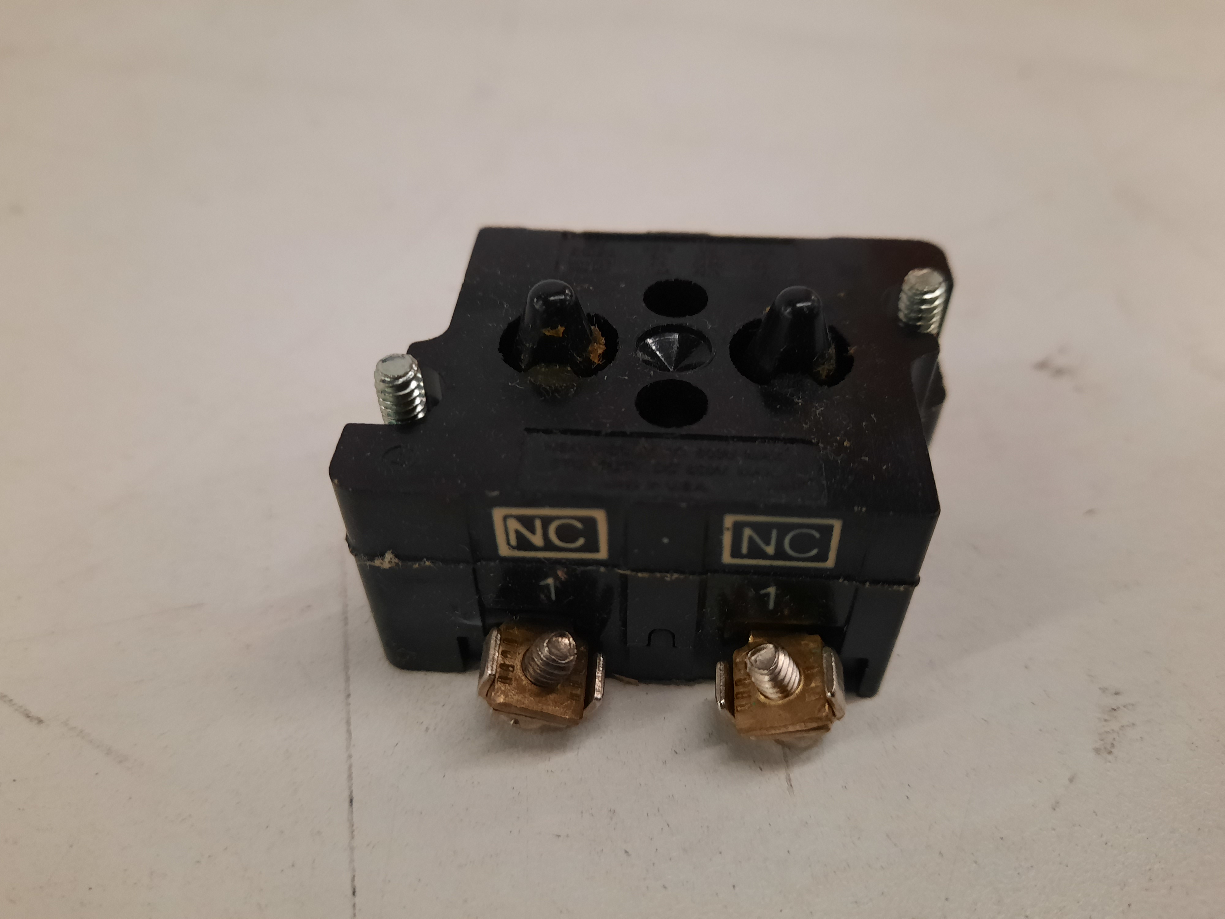 10250T49 Eaton Contact Blocks and Other Accessories