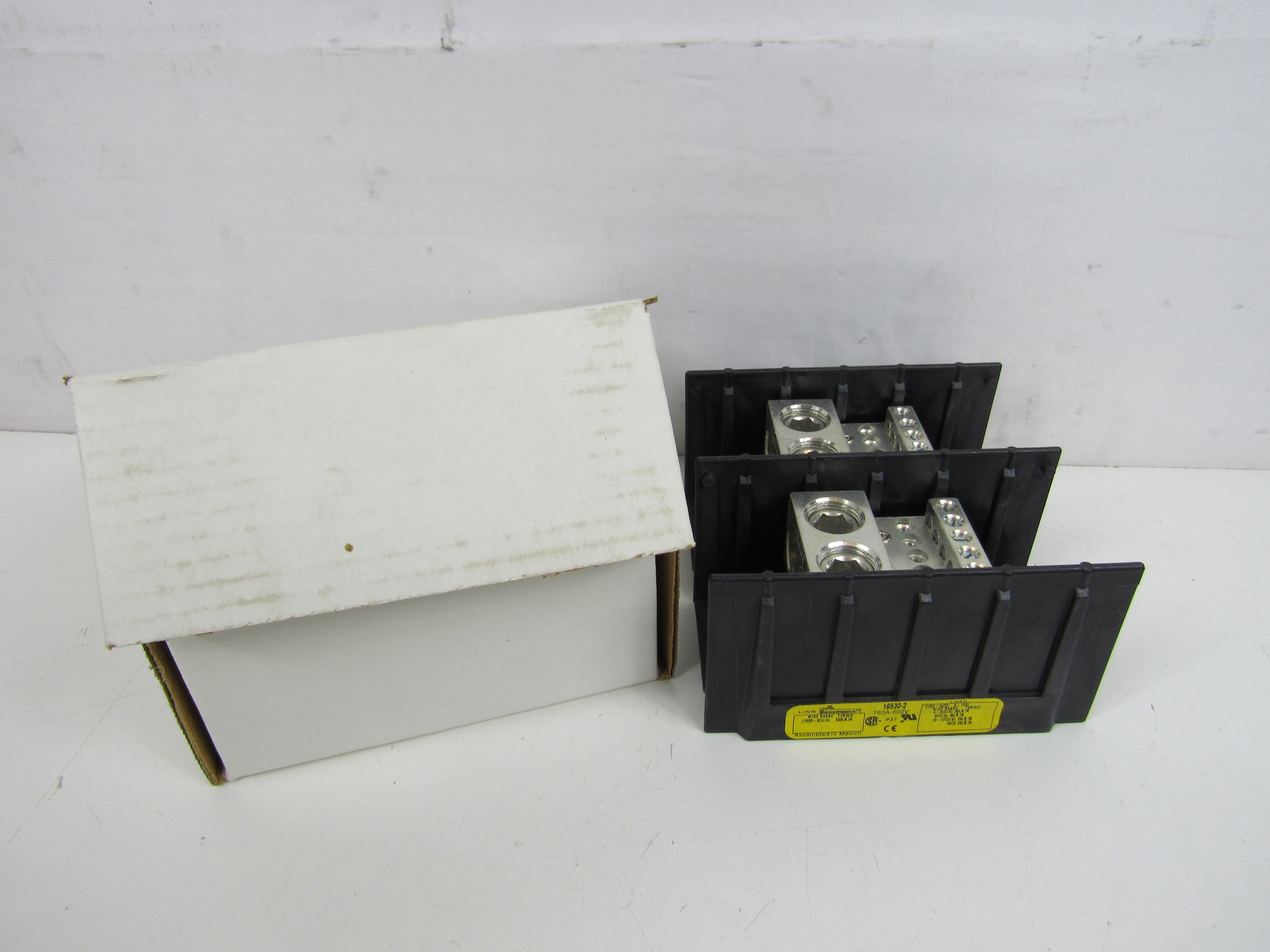 CH16530-2 Eaton Terminal Blocks