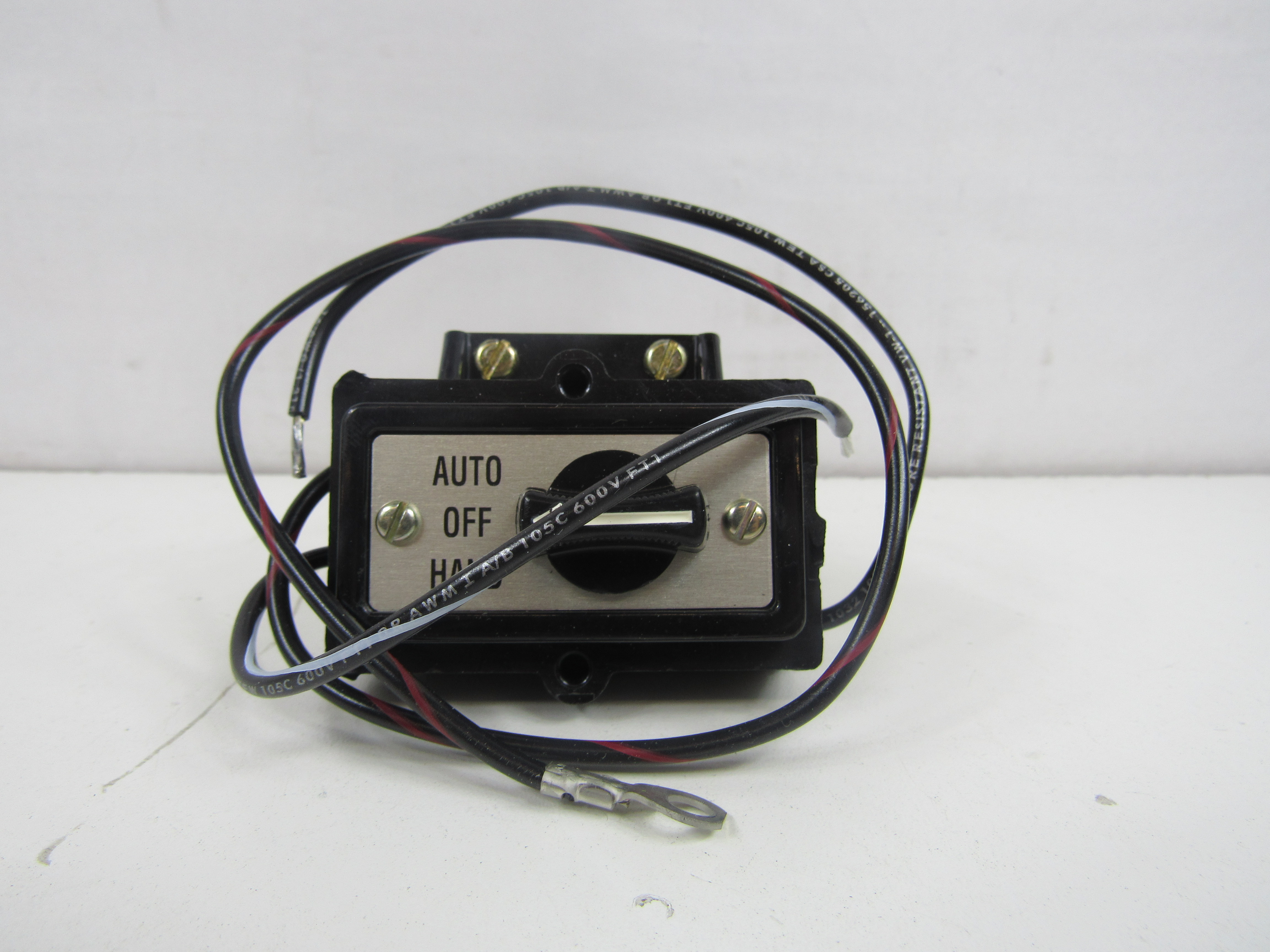 CR305X230N GE Selector Switches