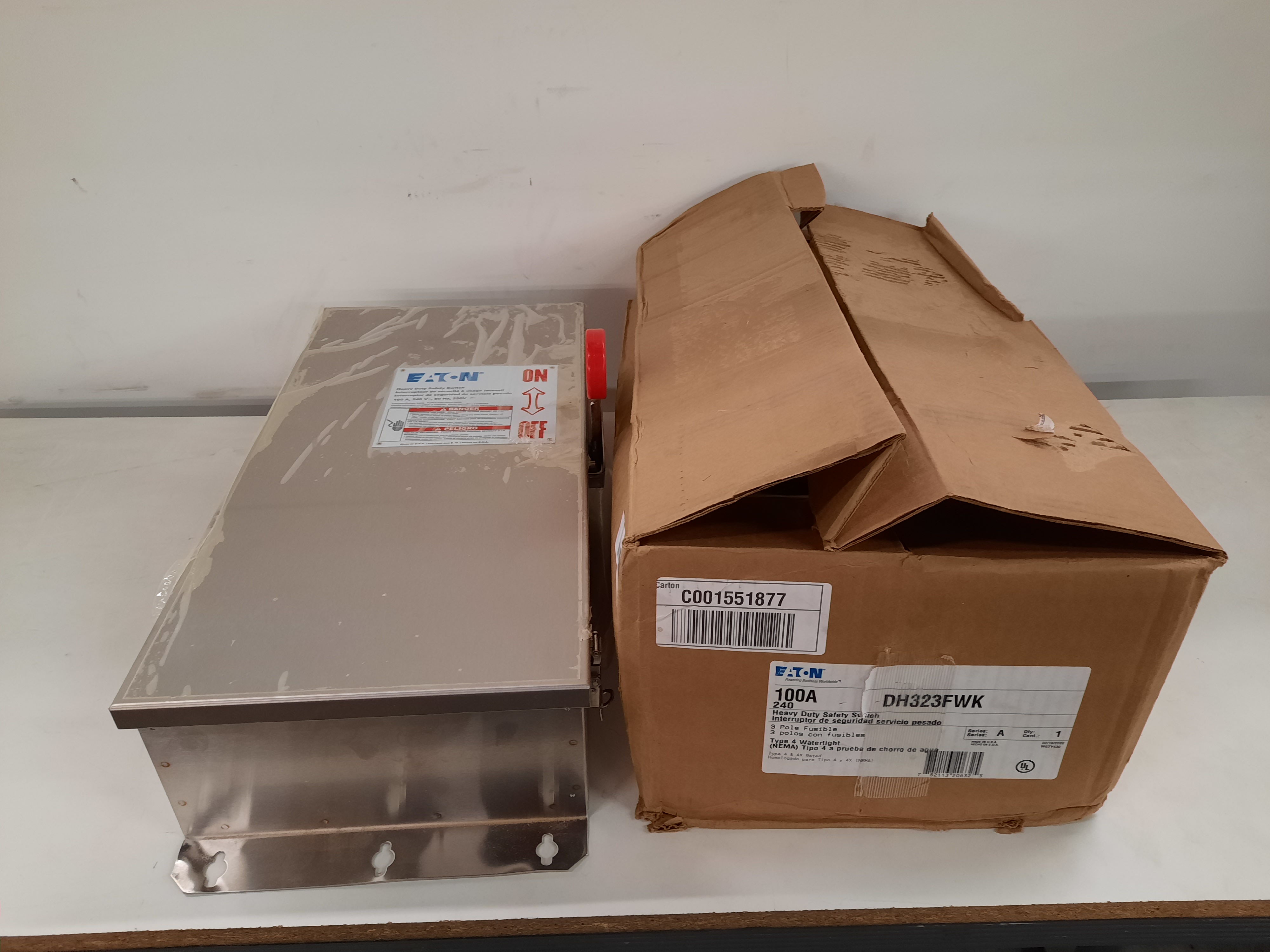 DH323FWK Eaton Safety Switches