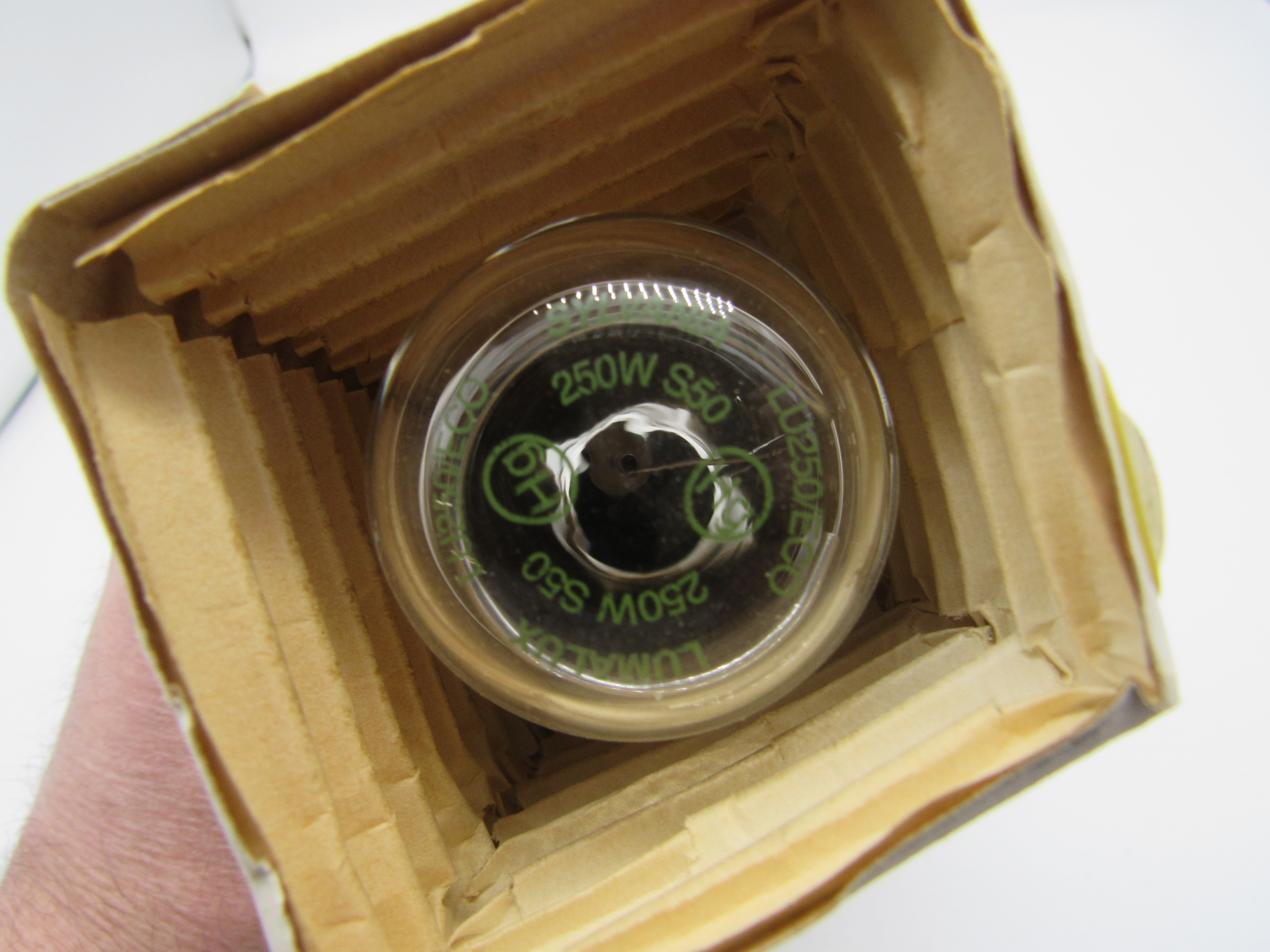 LU250/ECO Halco Miniature and Specialty Bulbs