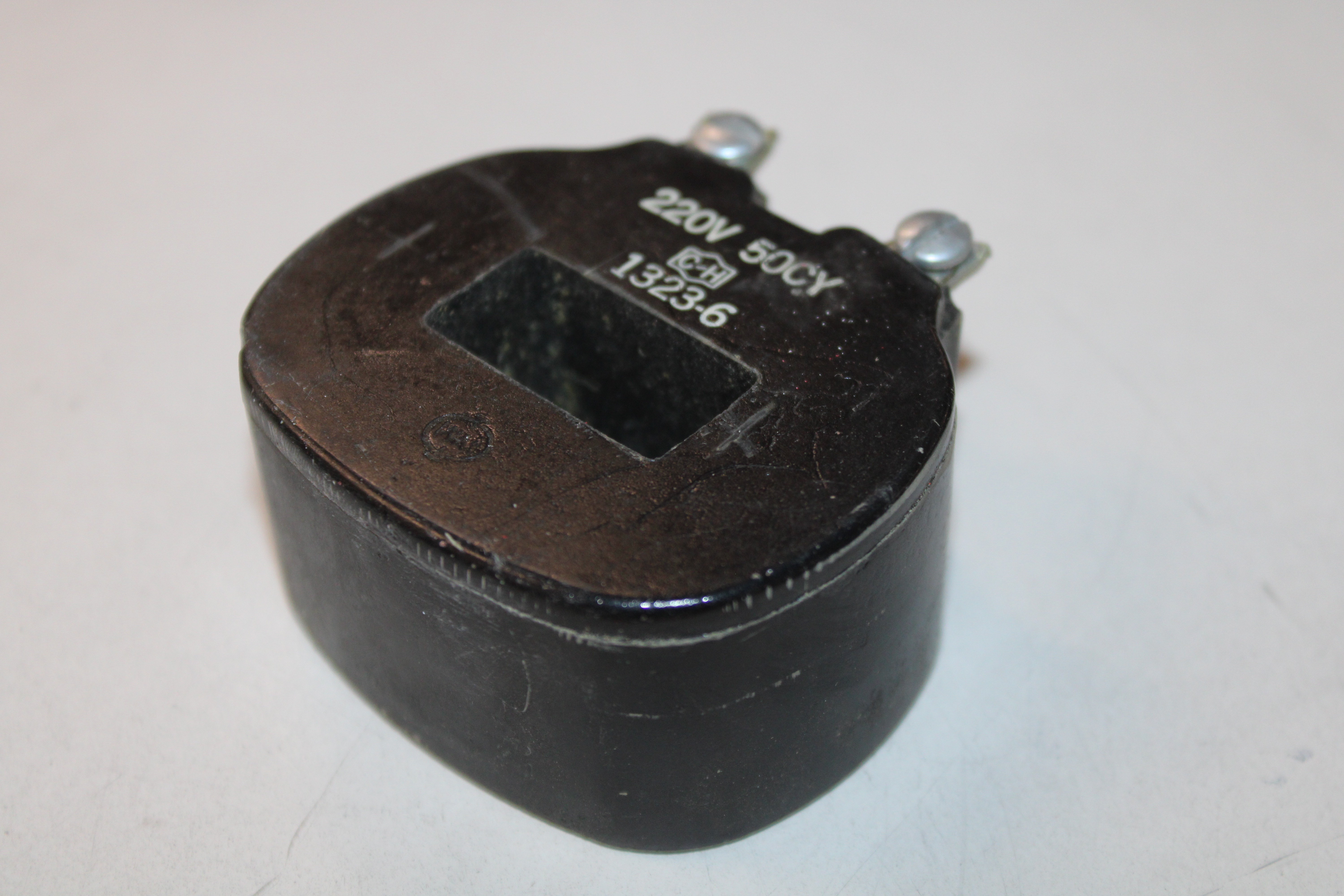 9-1323-6 Cutler-Hammer Coils