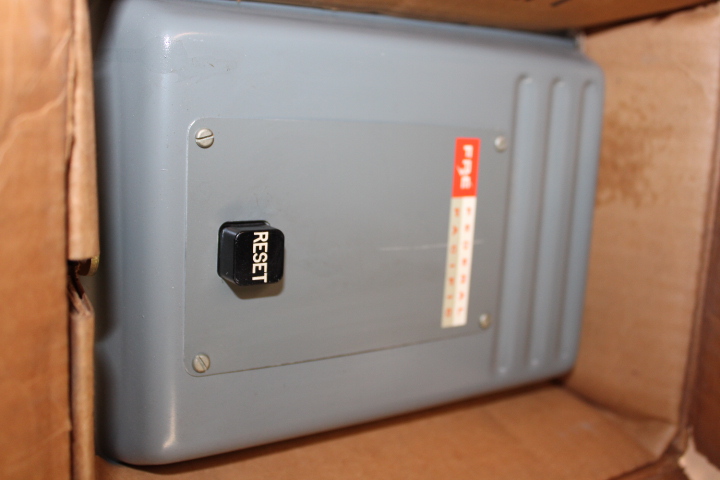 4204AA03 Furnas Electric Starters