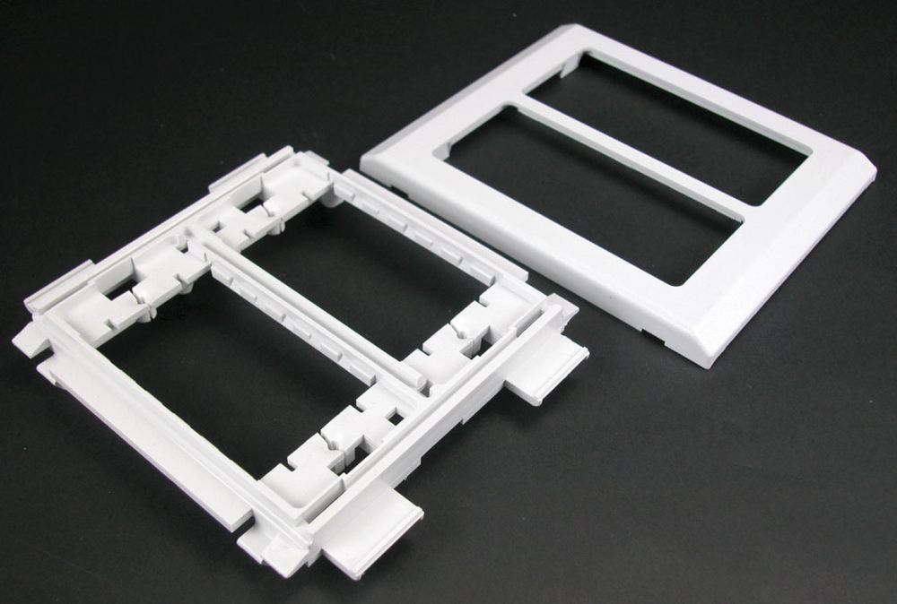 5450 Wiremold Raceway and Raceway Boxes