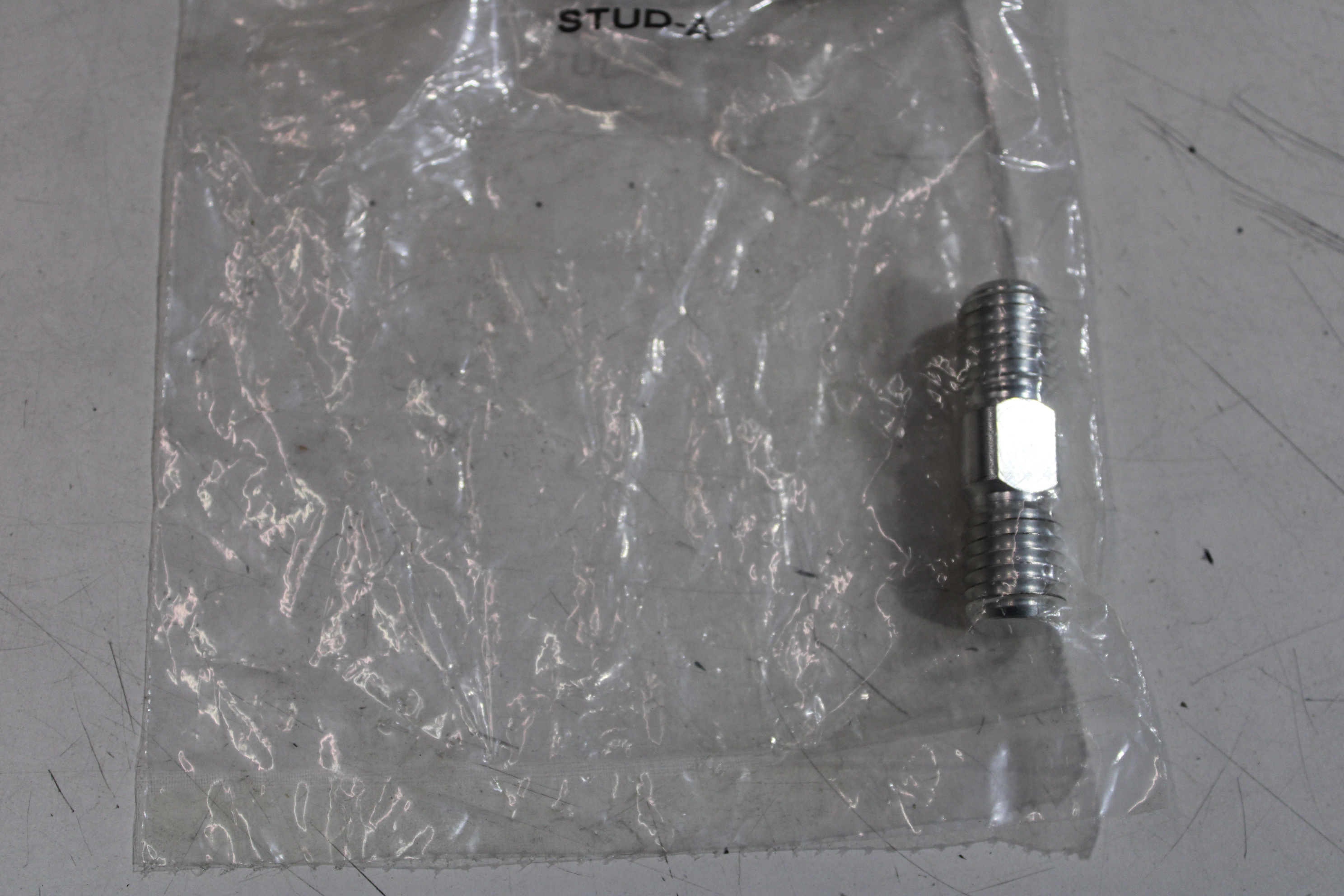 STUD-A Eaton Nuts/Bolts/Screws/Washers