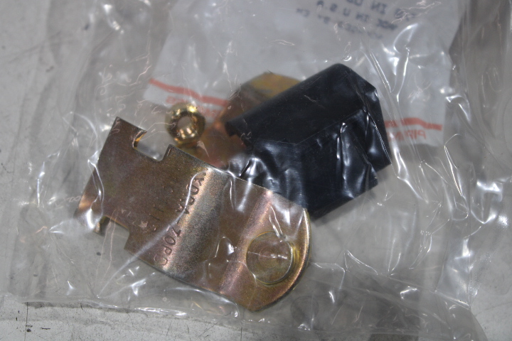 100087 Hydro-Zorb Conduit Clips/Clamps/Hangers