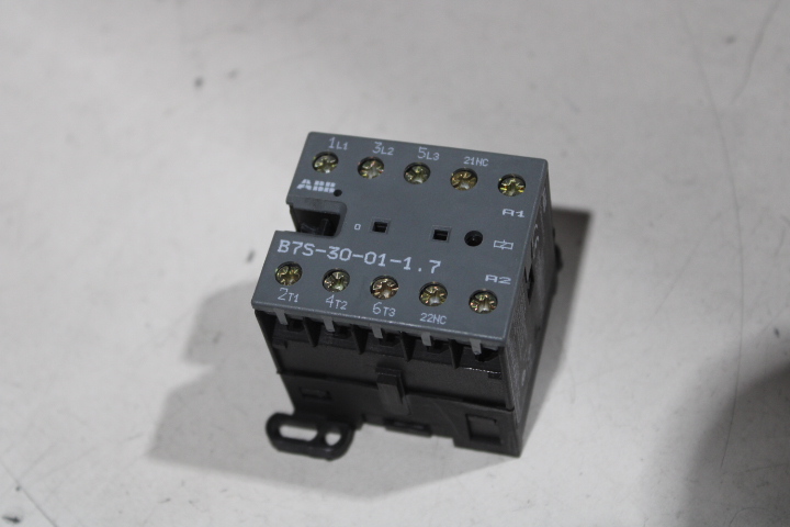 B7SC-01-1.7 ABB Definite Purpose Contactors